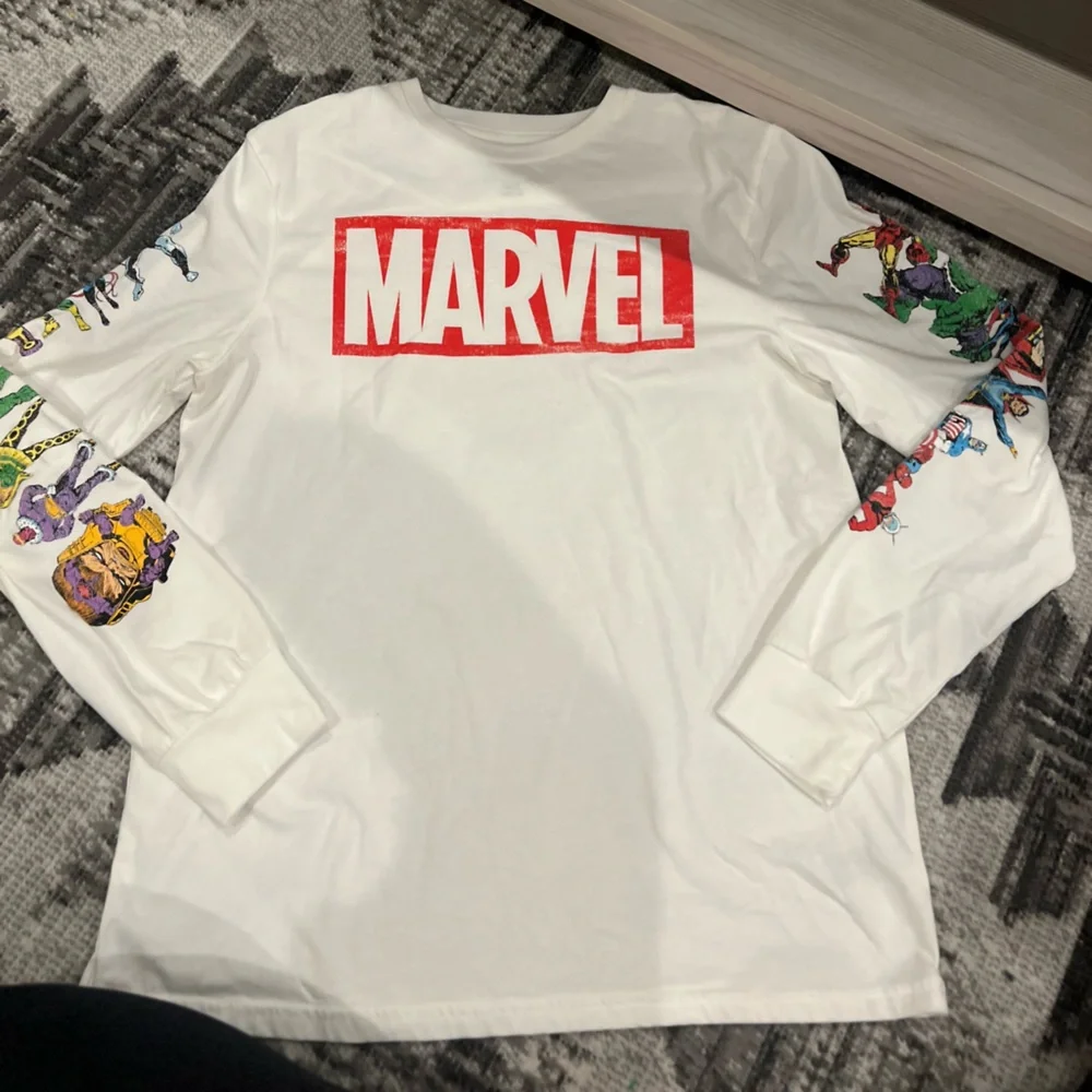 NWOT marvel long sleeve tee - Picture 4 of 6